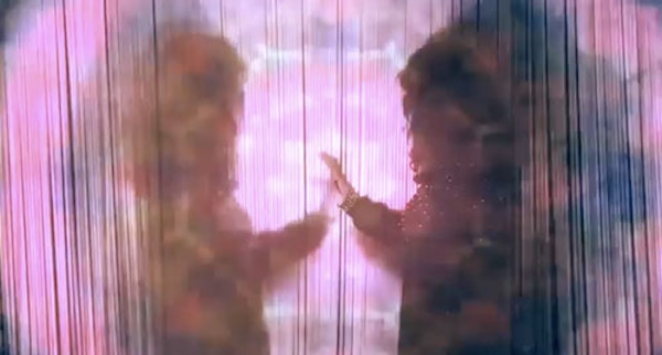 Watch: Cat’s Eyes – The Best Person I Know