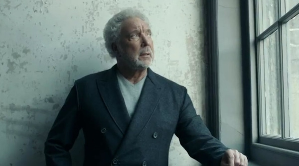 Watch: Tom Jones – Tower of Song