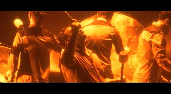 Everything Everything – Cough Cough