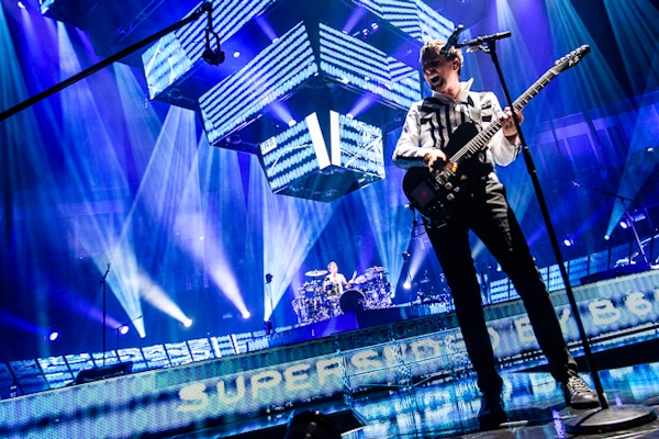 Fantastic shots of Muse at London&#8217;s O2 Arena