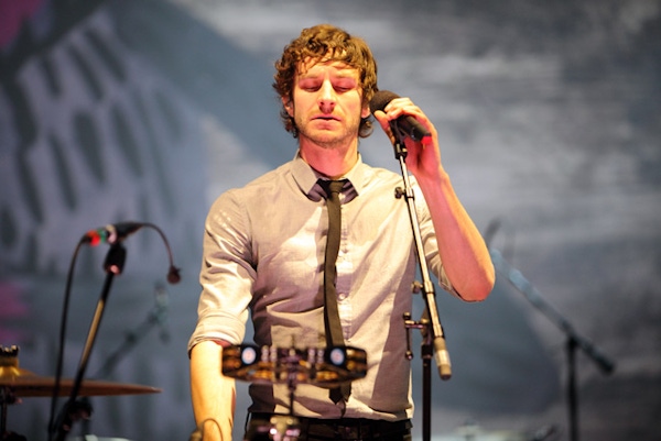 Fantastic shots of Gotye at Hammersmith Apollo