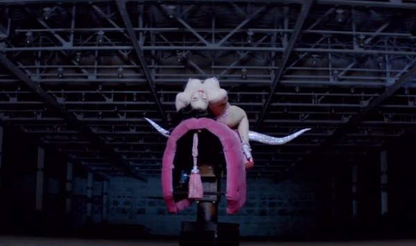 Watch: Thirty Second to Mars – Up In The Air
