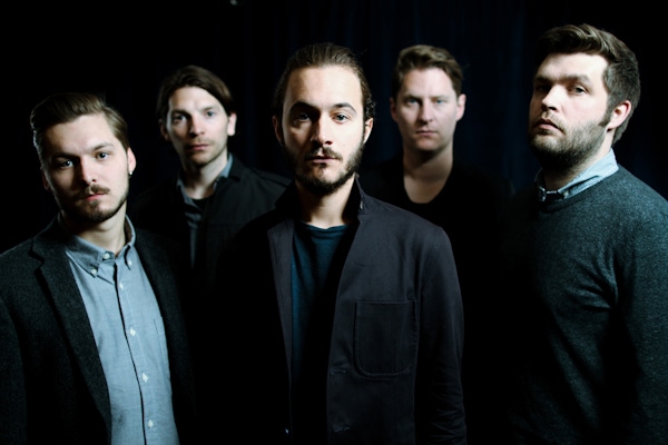 Watch: Editors – The Weight [Best Fit Premiere]