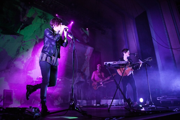 Tegan and Sara – The Troxy, London 11/06/13