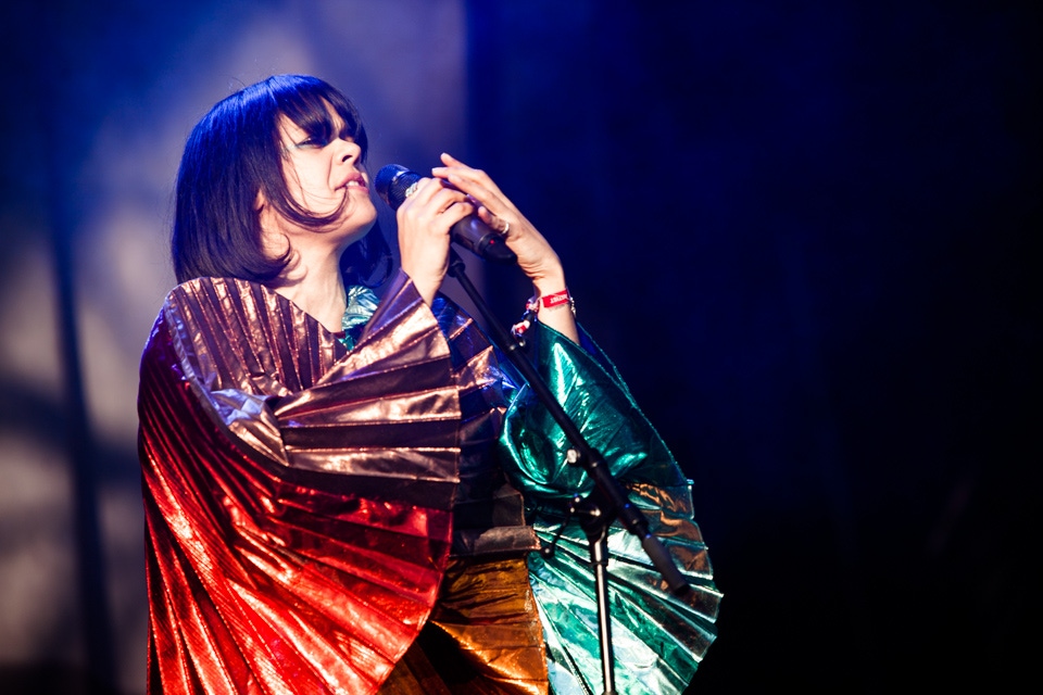 Bat for Lashes - Eat Your Own Ears Stage