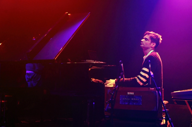 King Creosote & Jon Hopkins - Shepherds Bush Empire, London 02/02.2012