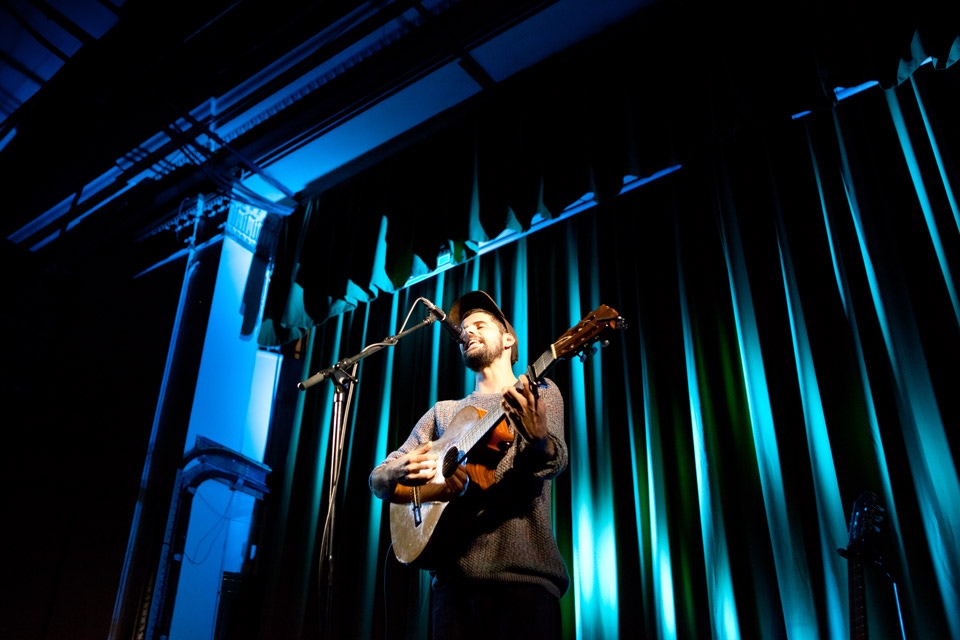 Nick Mulvey - York Hall, London 03/10/13