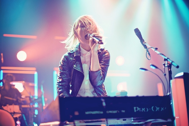 Metric - Shepherd\'s Bush Empire, London 02/07/12