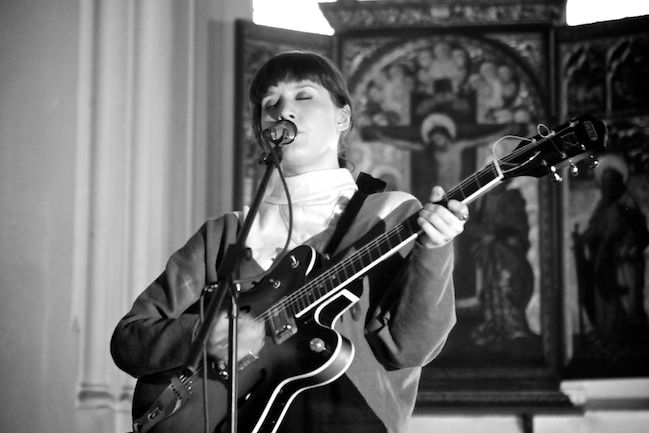 Cate Le Bon - St Pancras Old Church, London 10/05/12