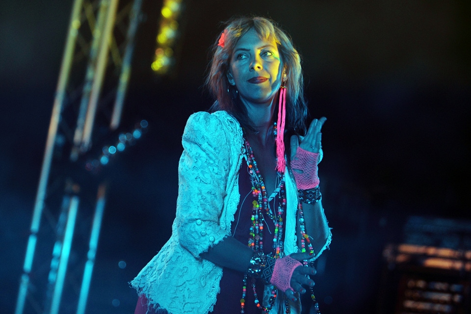 Friday: Niki & The Dove