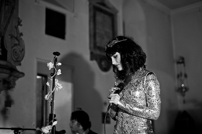 Ren Harvieu - St Pancras Old Church, London 30/05/12