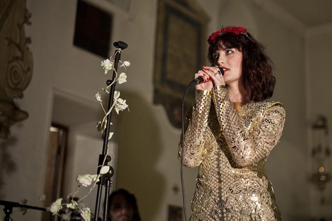 Ren Harvieu - St Pancras Old Church, London 30/05/12